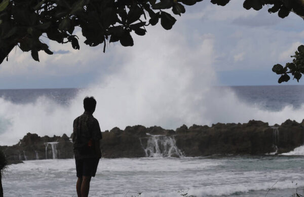 High surf advisory posted for most north, west shores today