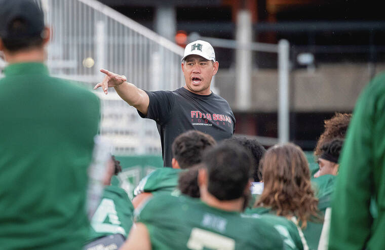 UH lands 2 special teams transfers