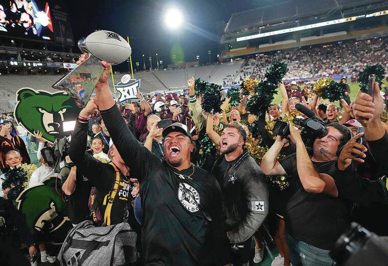 Hawaii Grown notebook: Handful of isle athletes will be playing in playoff bowl games