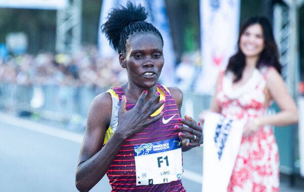 Cynthia Limo of Kenya wins the Honolulu Marathon’s women’s race again