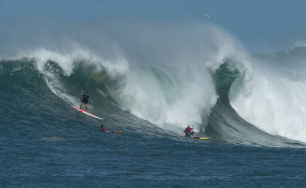 High surf warning extended for most north and west shores