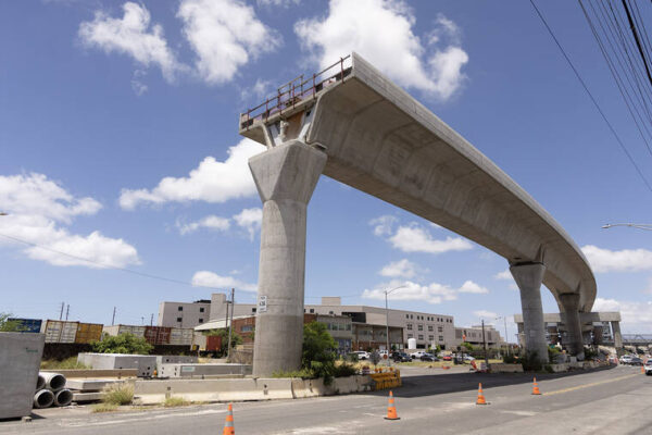 Kokua Line: How long will noisy rail work persist in middle of the night?