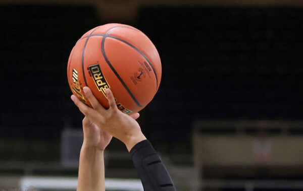 Kamehameha girls’ basketball team pushes California champion